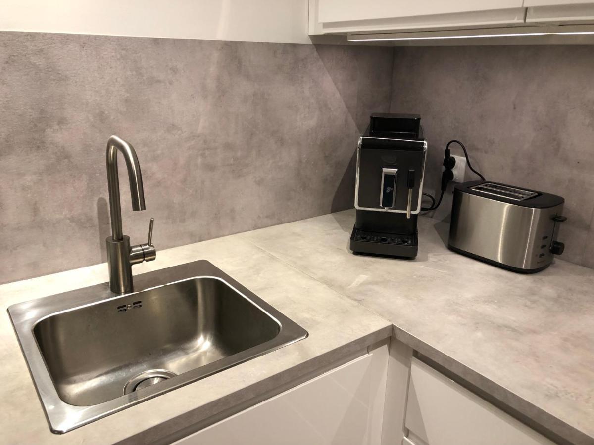 코워브제크 Apartament Beluga 아파트 외부 사진